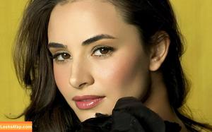 Mia Maestro photo #0001