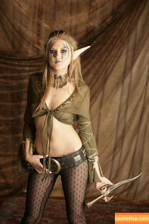 Mia Miaof photo #0011