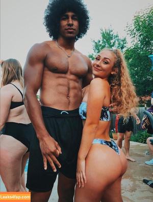 Mia Pincivero photo #0029