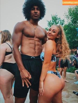 Mia Pincivero photo #0050