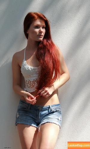 Mia Sollis photo #0915