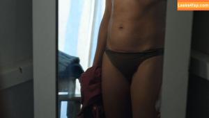 Mia Tomlinson photo #0004