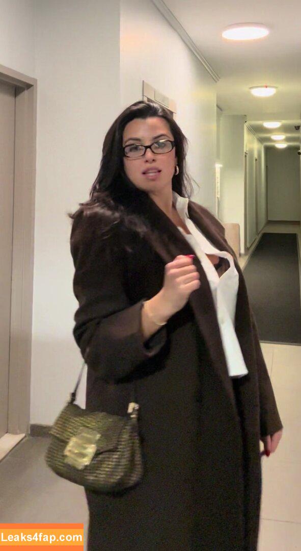 Mia Valencia / Mia.valencia / https: / miavalencia_ leaked photo photo #0108