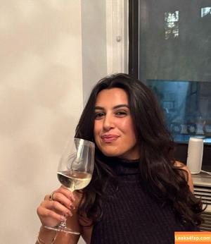 Mia Valencia photo #0094