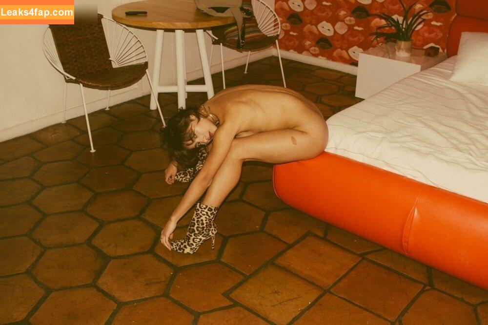 Mia Valentine / Mia V / miav.me / miav_me leaked photo photo #0173