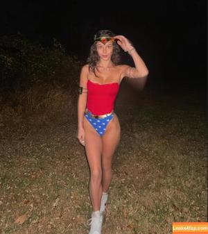 Mia Wynn photo #0001