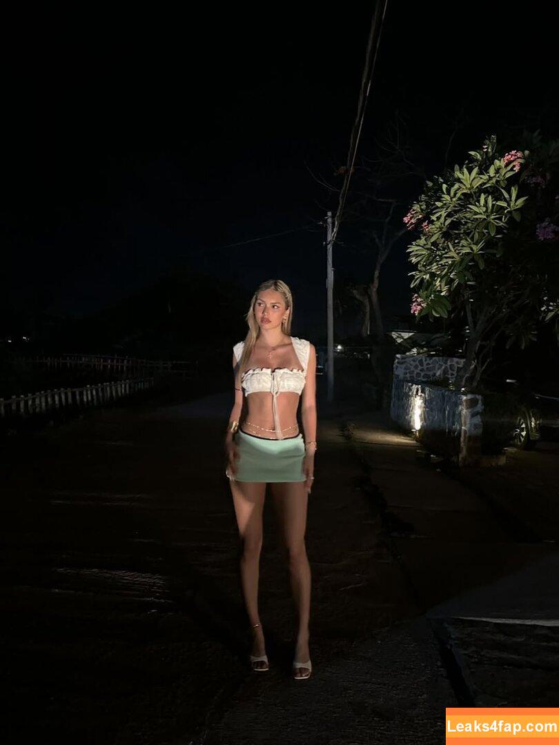 miaaaaa_888 / miatobinn leaked photo photo #0018