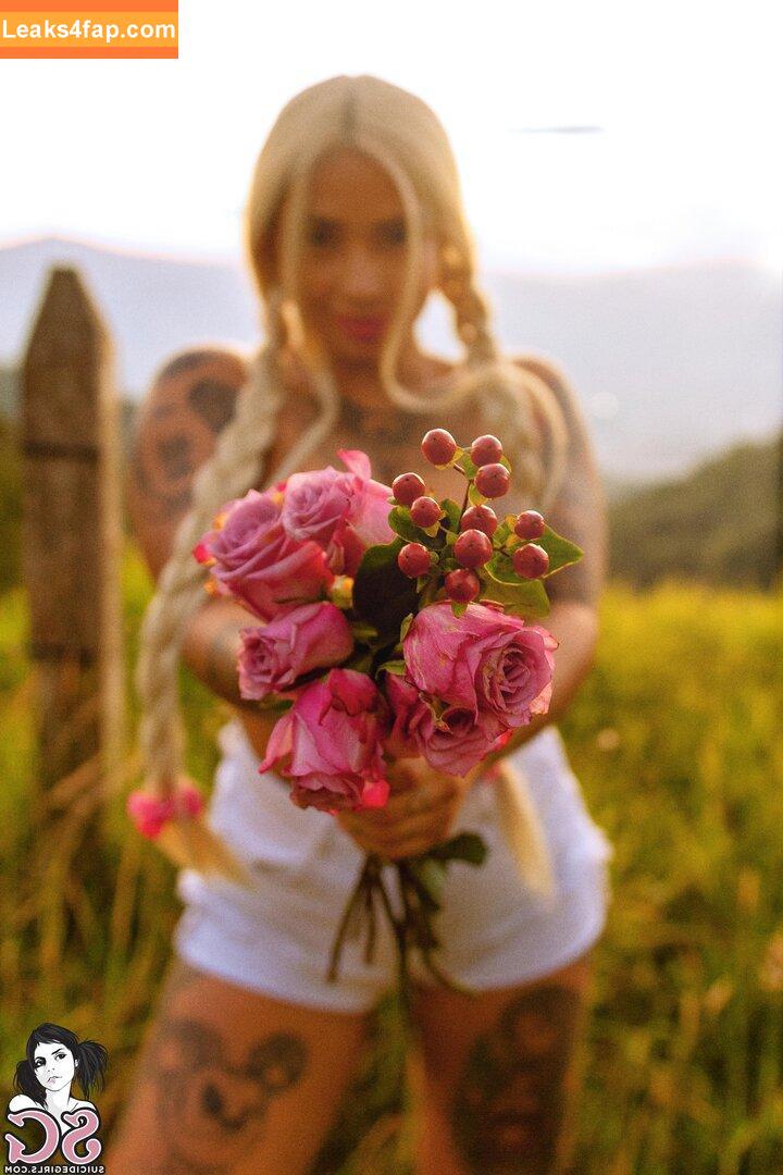 miachava leaked photo photo #0132