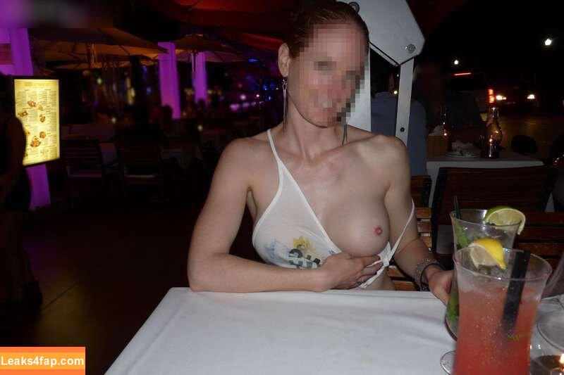 MiaExhib / https: / mia_exhib leaked photo photo #0312