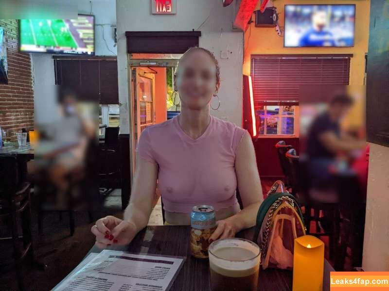 MiaExhib / https: / mia_exhib leaked photo photo #0314