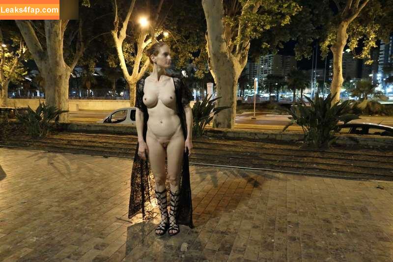 MiaExhib / https: / mia_exhib leaked photo photo #0350