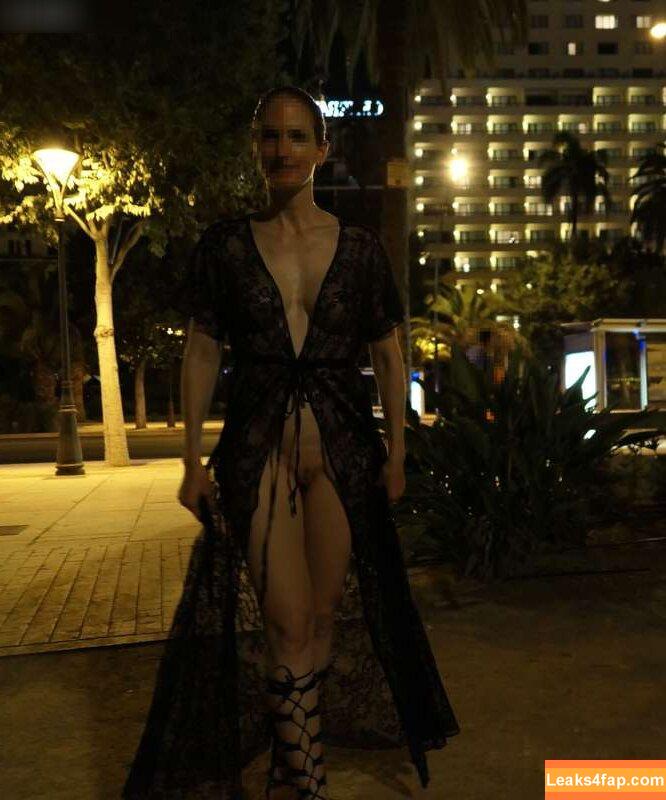 MiaExhib / https: / mia_exhib leaked photo photo #0355