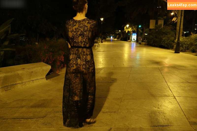 MiaExhib / https: / mia_exhib leaked photo photo #0360