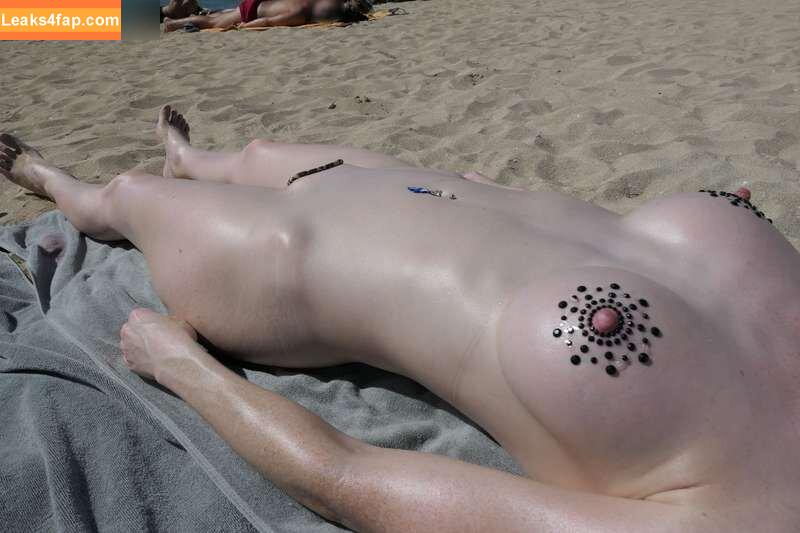 MiaExhib / https: / mia_exhib leaked photo photo #0379