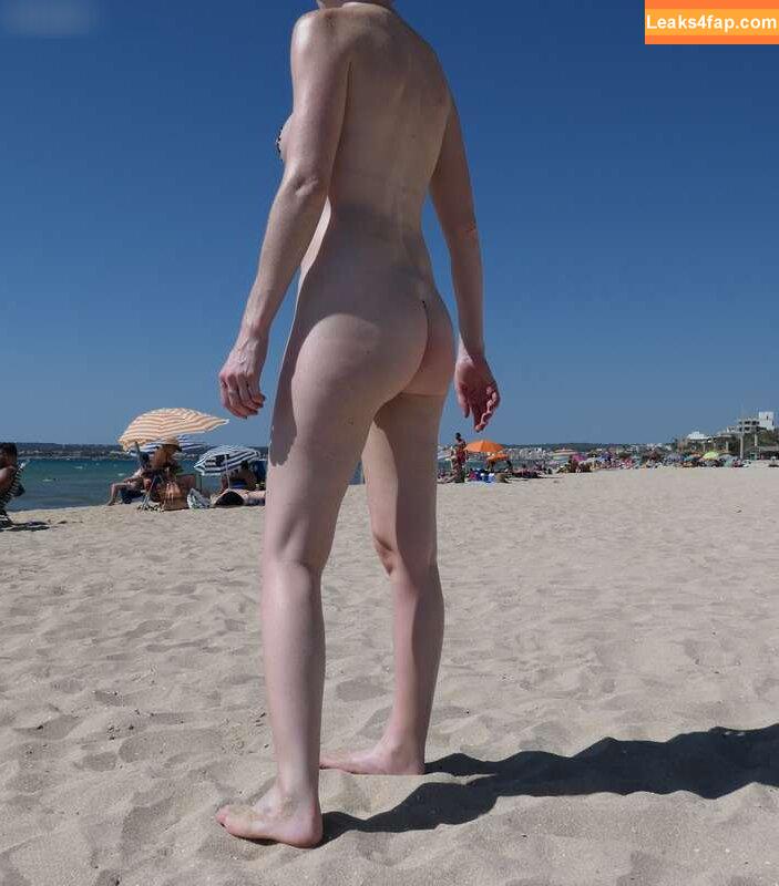 MiaExhib / https: / mia_exhib leaked photo photo #0389