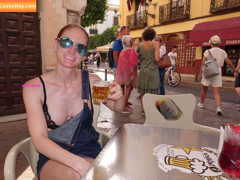 MiaExhib / https: / mia_exhib leaked photo photo #0506