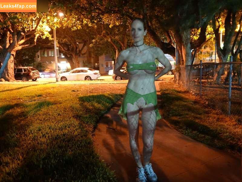 MiaExhib / https: / mia_exhib leaked photo photo #0558