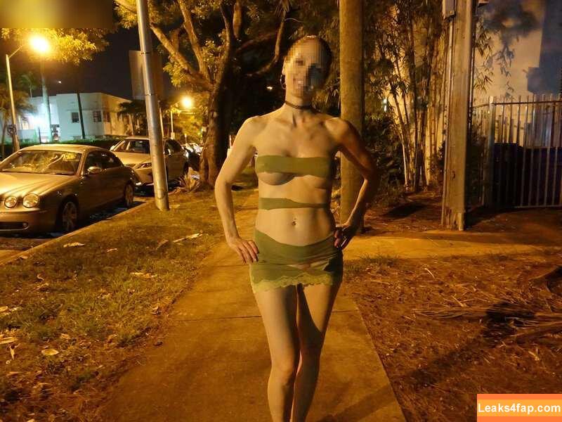 MiaExhib / https: / mia_exhib leaked photo photo #0559