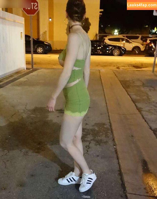 MiaExhib / https: / mia_exhib leaked photo photo #0569
