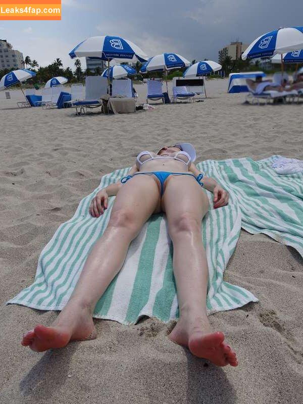 MiaExhib / https: / mia_exhib leaked photo photo #0625