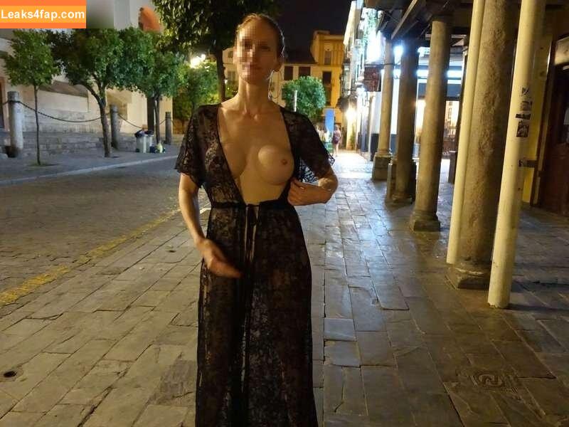 MiaExhib / https: / mia_exhib leaked photo photo #0676