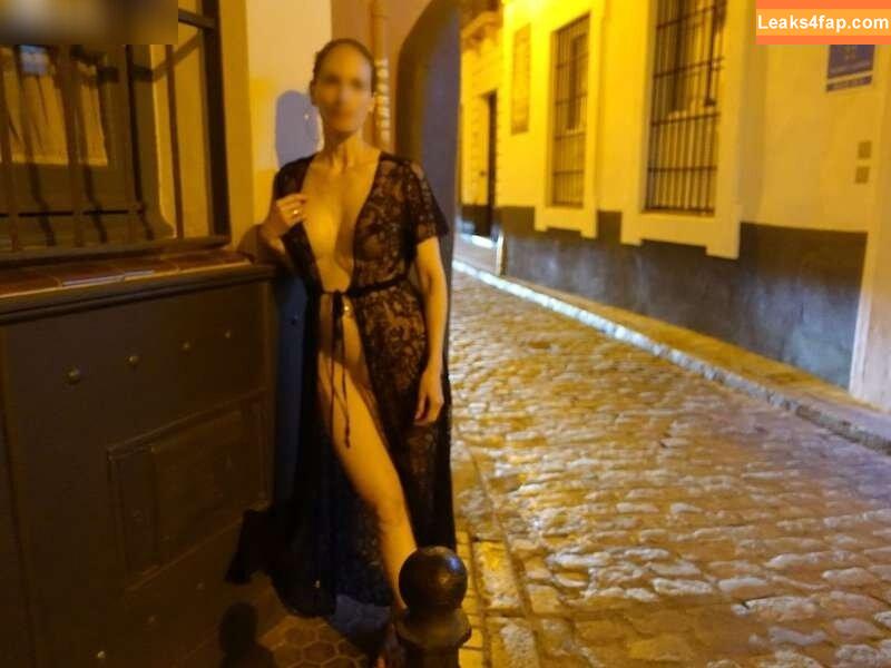 MiaExhib / https: / mia_exhib leaked photo photo #0687