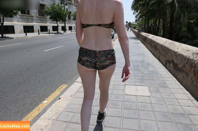 MiaExhib / https: / mia_exhib leaked photo photo #0697