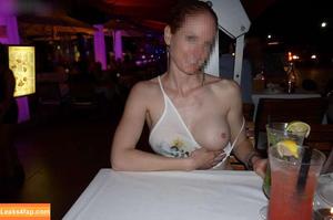 MiaExhib photo #0312