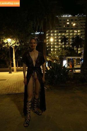 MiaExhib photo #0353