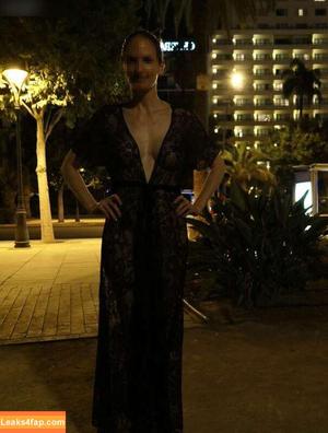 MiaExhib photo #0354