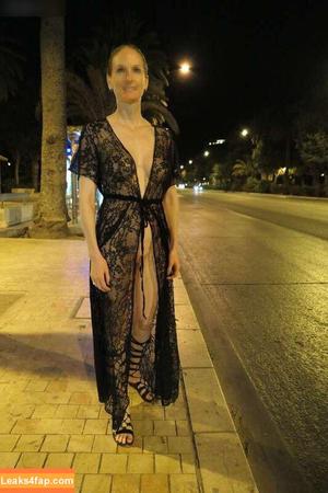 MiaExhib photo #0358