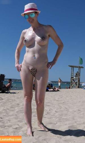 MiaExhib photo #0388