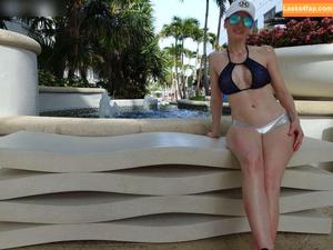 MiaExhib photo #0402