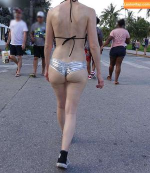 MiaExhib photo #0425