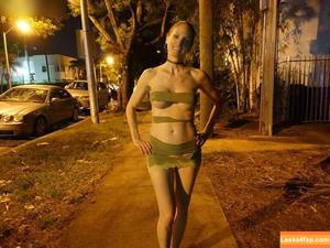 MiaExhib photo #0559