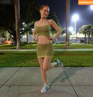 MiaExhib photo #0567