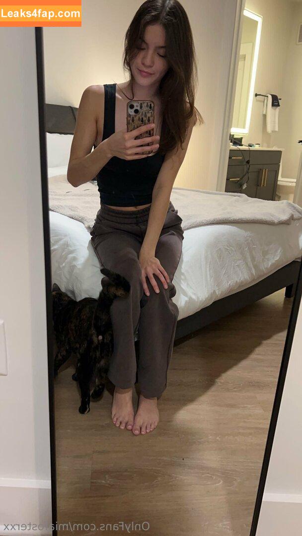 miafosterxx / miafosterx leaked photo photo #0035