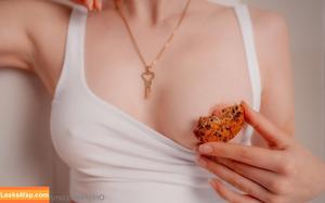 miakeyholder photo #0014