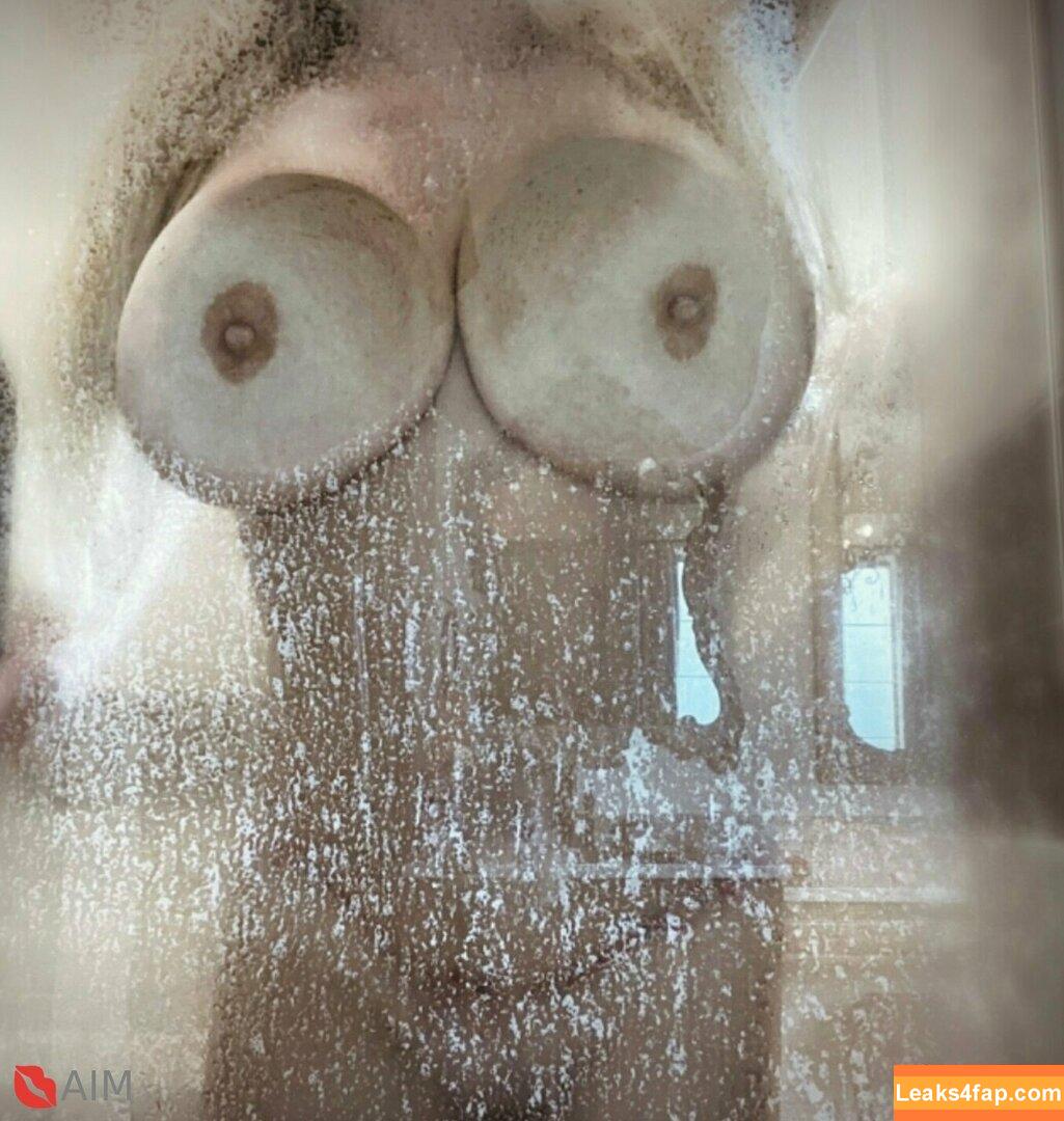 miamartin_1 / miamartin__ leaked photo photo #0696