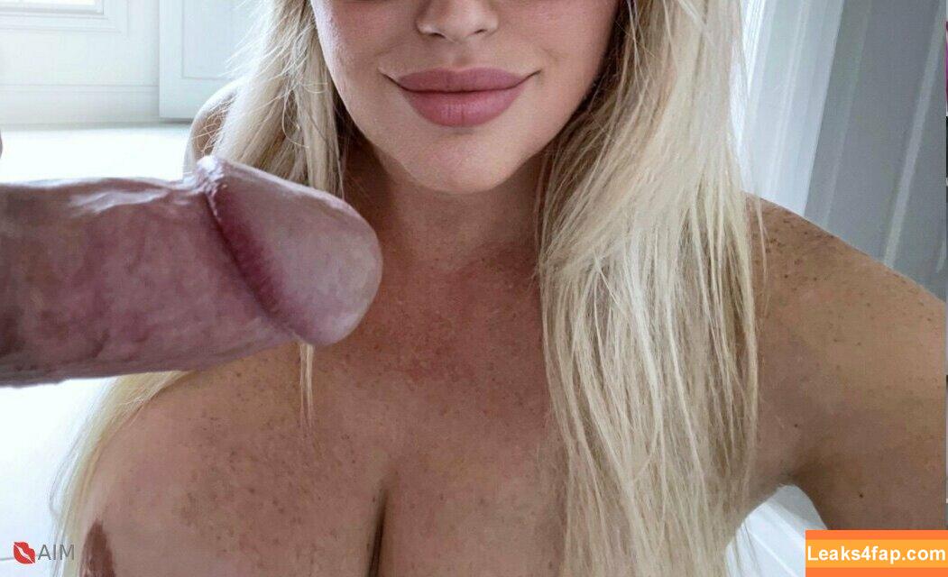 miamartin_1 / miamartin__ leaked photo photo #0754