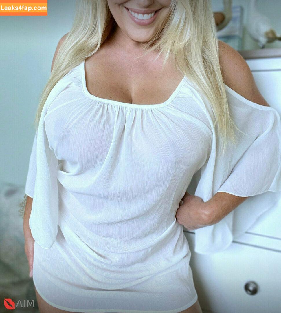 miamartin_1 / miamartin__ leaked photo photo #0769
