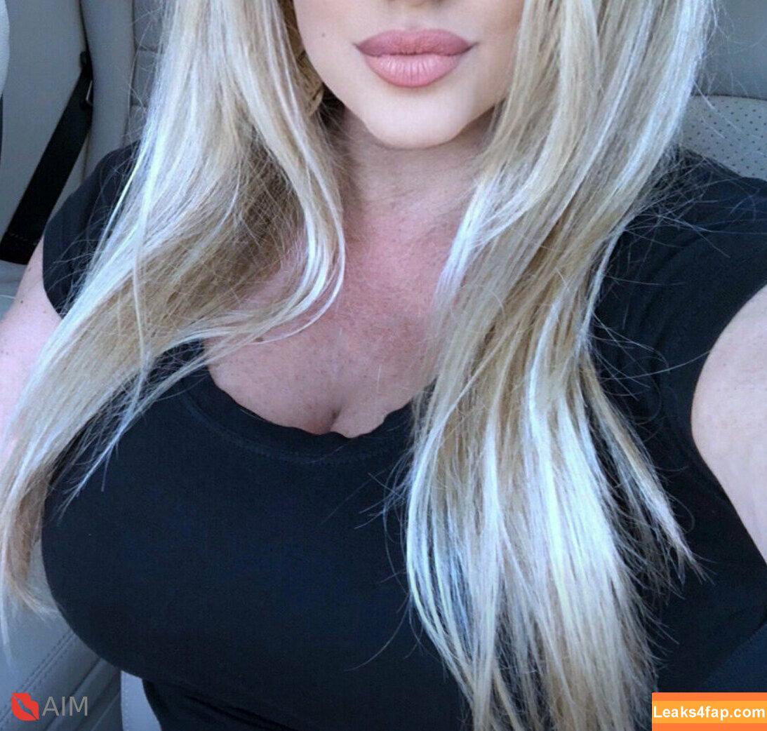 miamartin_1 / miamartin__ leaked photo photo #0801