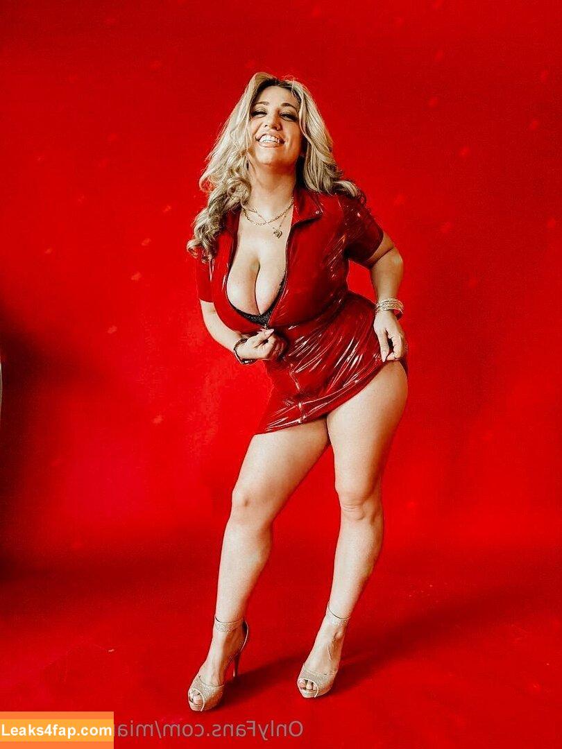 miamellycious / mialiciouss leaked photo photo #0027
