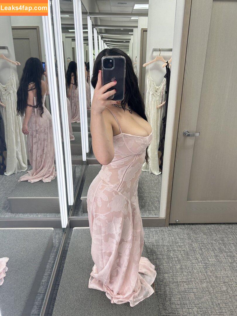 miamiimamiiii / lydiiavela leaked photo photo #0003