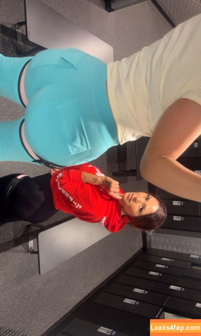 miamiimamiiii / lydiiavela leaked photo photo #0006
