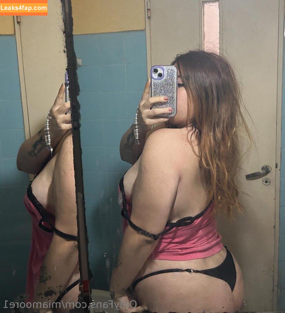 miamoore1 /  leaked photo photo #0001