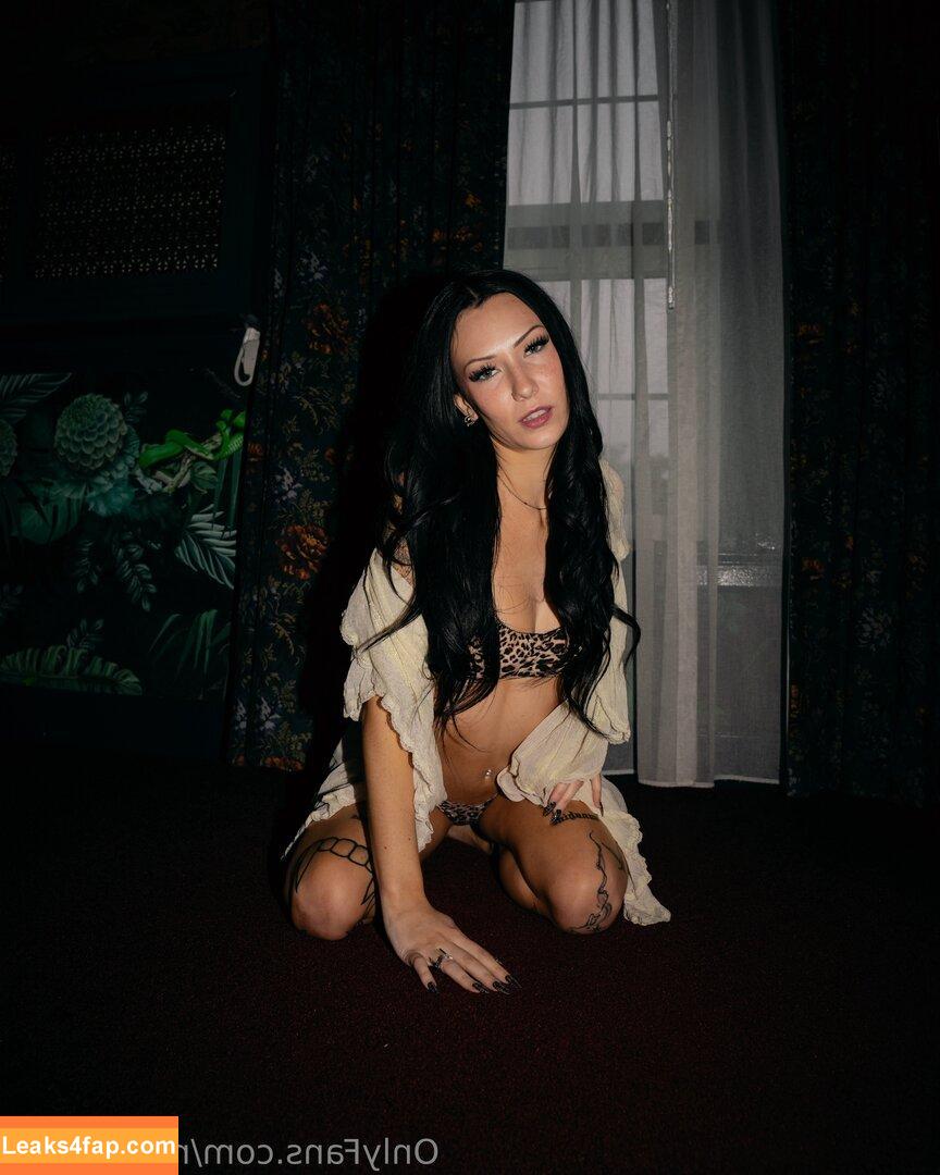 miamoxiee /  leaked photo photo #0011