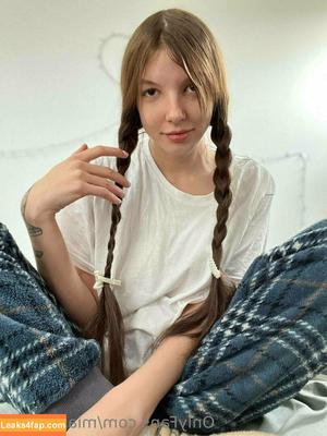 miastarsvip photo #0059