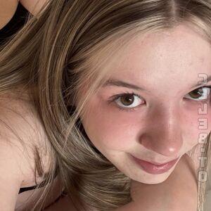 Miavienna photo #0026