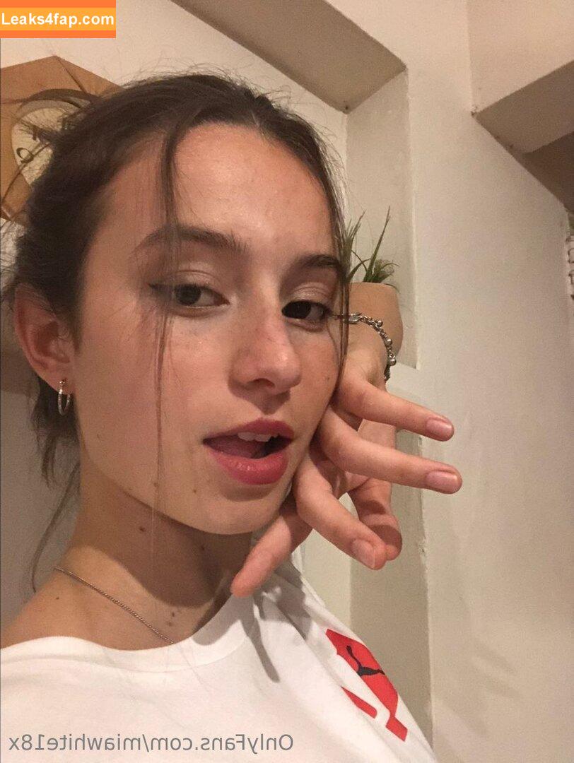 miawhite18x / mianikki leaked photo photo #0016